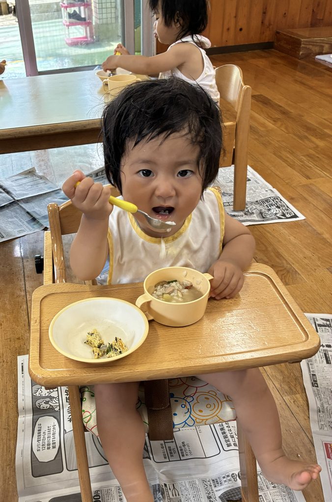 子どもたちの「自分で食べたい!」を大切に🍴✨(R8.8.25)