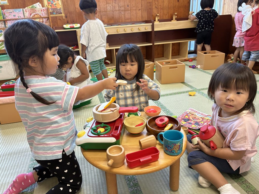 おままごとコーナーがやってきた!(R8.10.6)