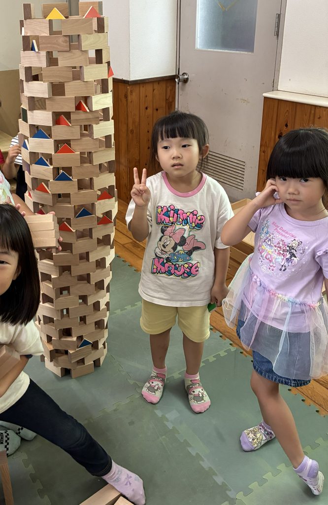 【積み木遊び】円筒ドームをモザイク積み木で素敵にデコレーション✨(R8.10.19)